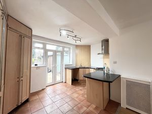 Photo 6- click for photo gallery